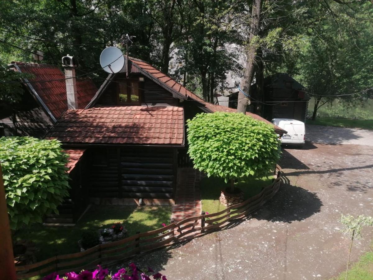 Appartement Vikendica Matovic Ovcar Banja Extérieur photo