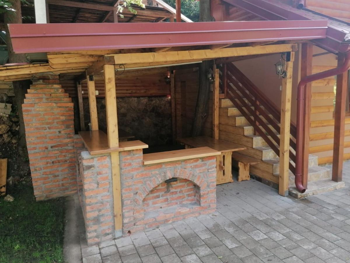 Appartement Vikendica Matovic Ovcar Banja Extérieur photo