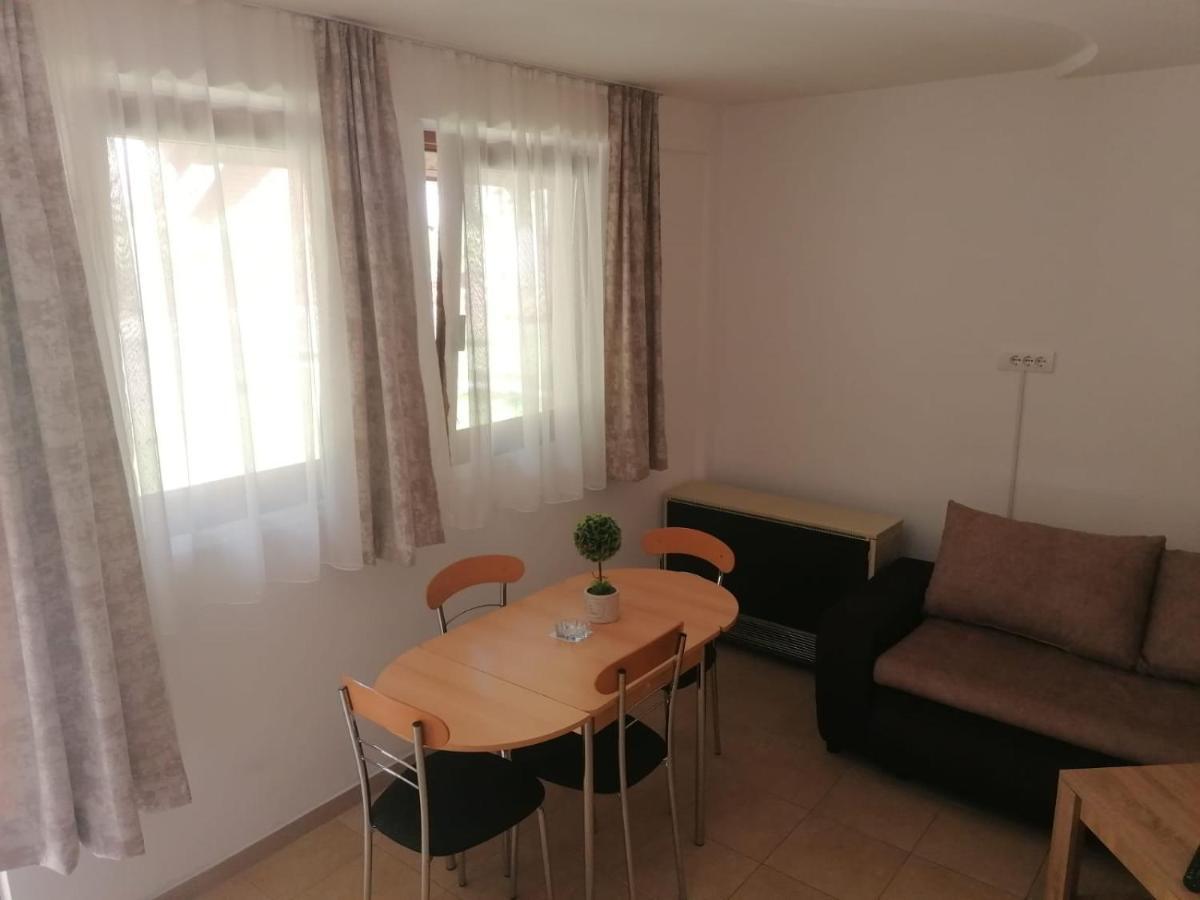 Appartement Vikendica Matovic Ovcar Banja Extérieur photo